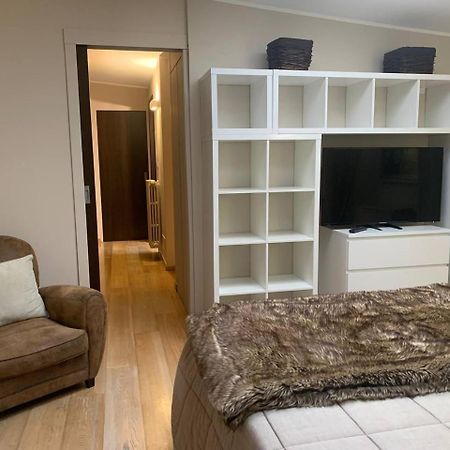 Residenza Taliedo, In Casa Privata, Abitata, Solo Camera Doppia E Bagno Personale Milán Exteriér fotografie